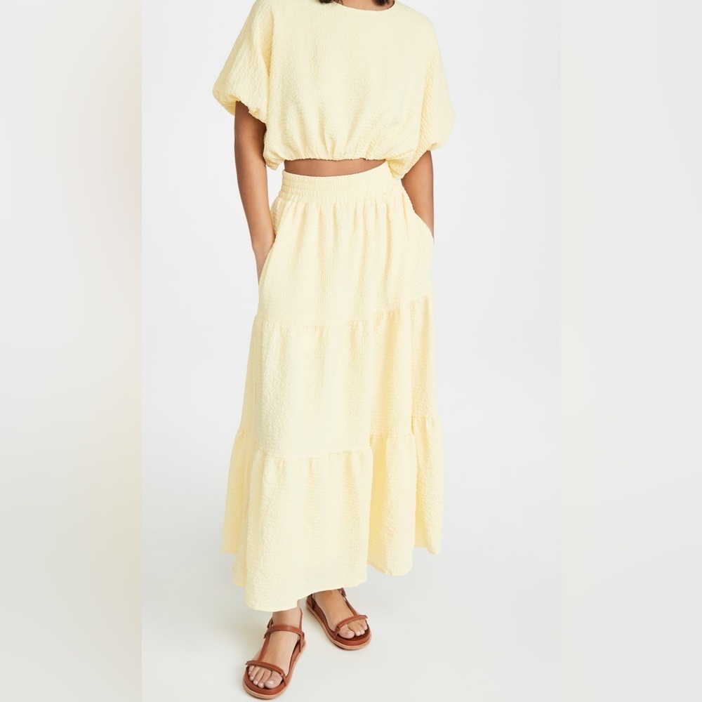 Endless Rose Voluminous Crop Top & Skirt set